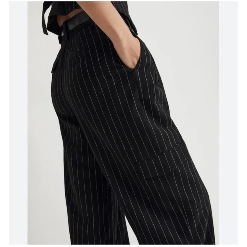 NEW Madewell Cargo Pants in Pinstripe Almost Black - Picture 4 of 9